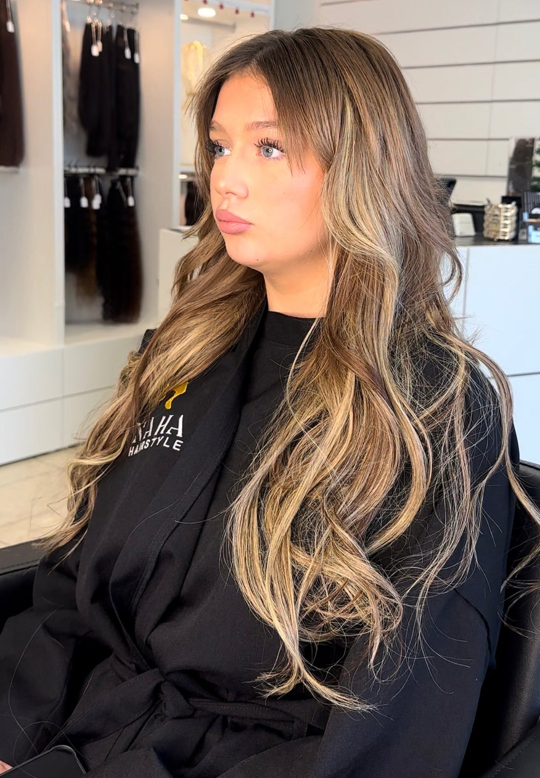 Extensions pour Cheveux Fins : Choisir le Raw Hair qui ne Pese Pas