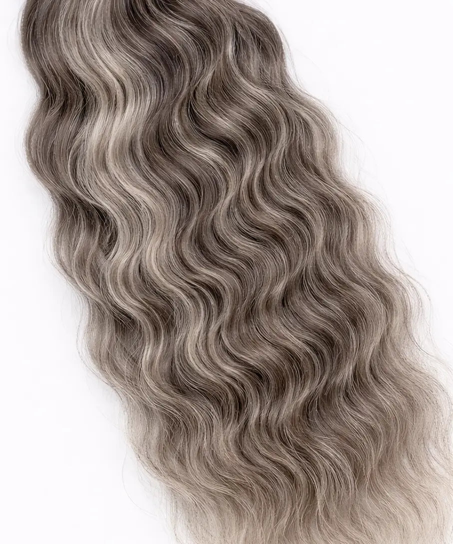 Extensions Raw Hair Ondulés Méché #2613 - Contraste Spectaculaire Ondulé